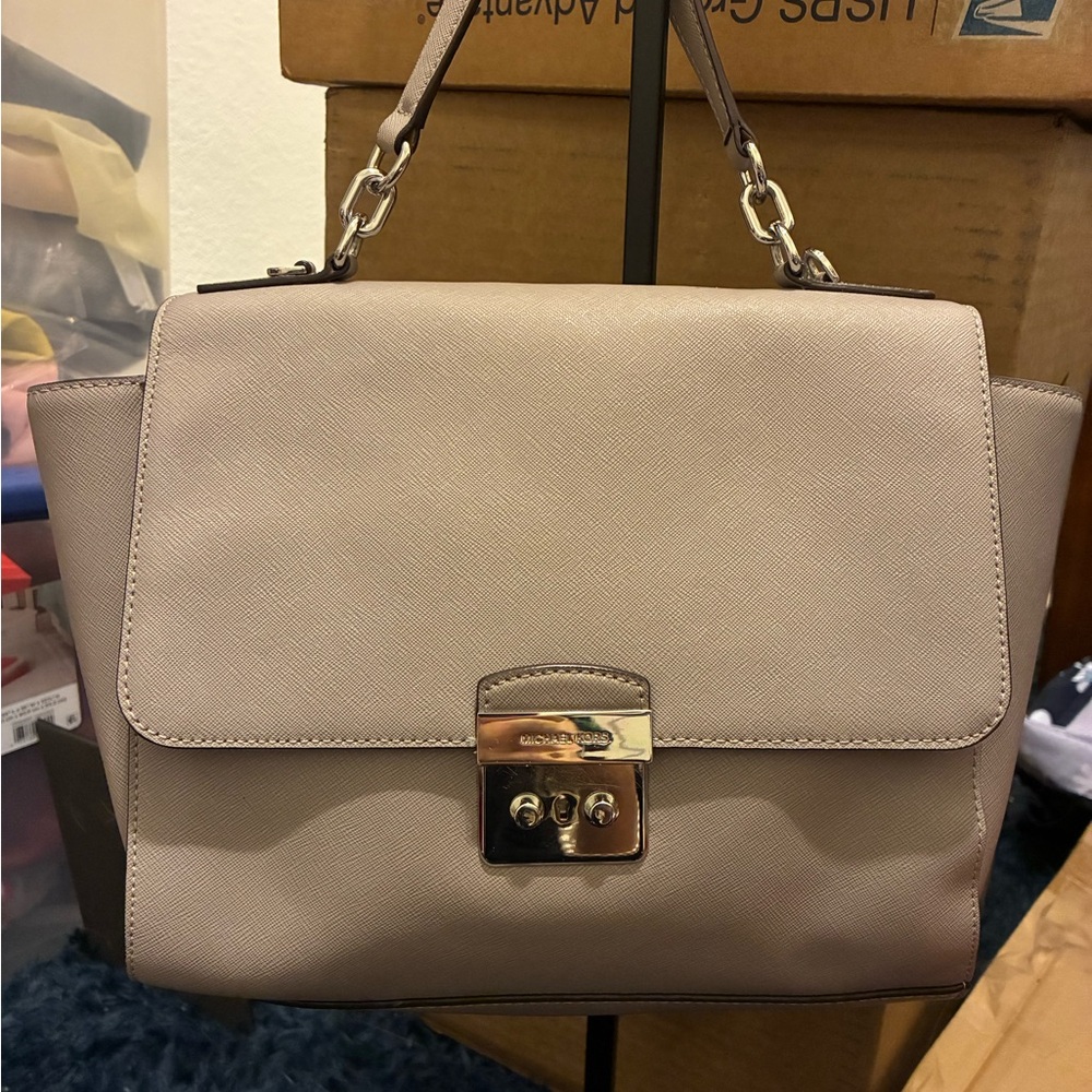 Michael Kors Brandi Top Handle Satchel Pearl Grey Silver - Picture 2 of 6